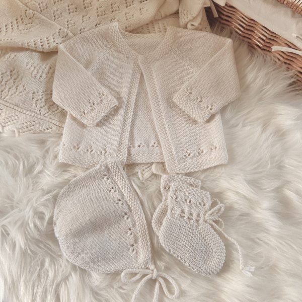 The Heritage layette Set