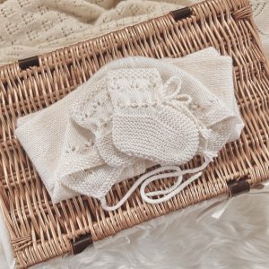 The Heritage layette Set - Image 3