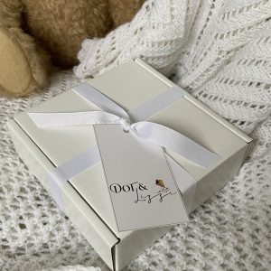 Alice Hand Knitted Bonnet & Booties Set - Image 7