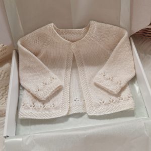 The Heritage layette matinee jacket - Image 2